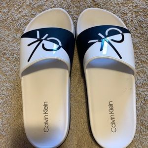 CK slide 🔥price drop 🔥